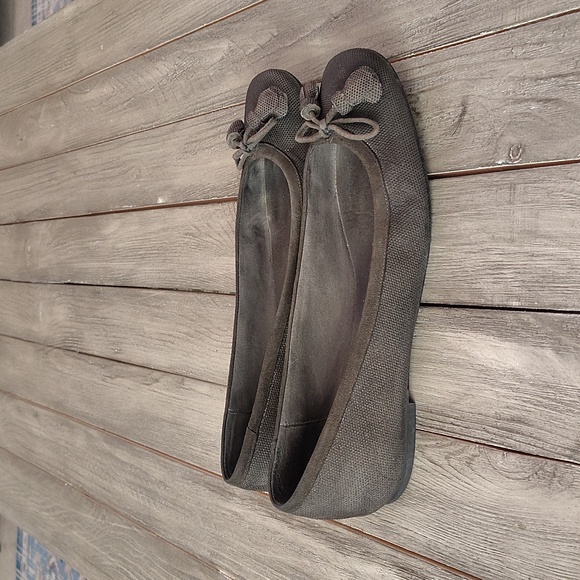 Stuart Weitzman Gray Ballet Flats - Picture 7 of 11